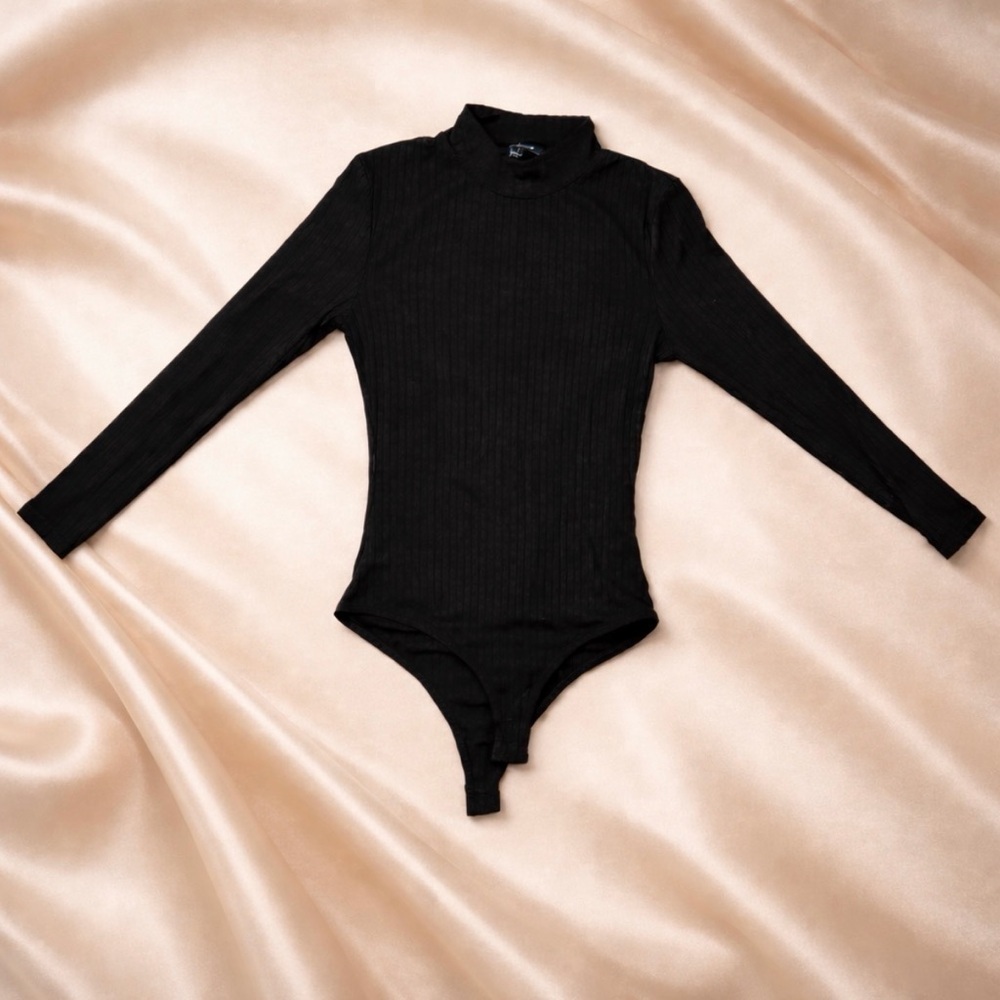 Ambiance Black Ribbed Mock Neck Long Sleeve Bodysuit Size Small